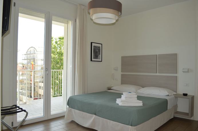 Imagen de la habitación del Hotel Riva e Mare. Foto 5