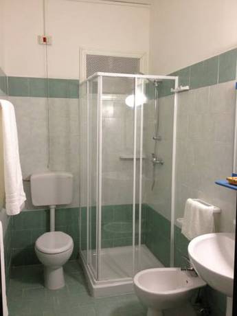 Imagen de la habitación del Hotel Rivabella. Foto 3