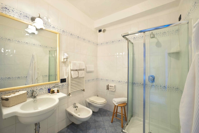 Imagen de la habitación del Hotel Rivage Sorrento. Foto 12