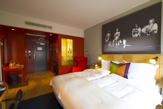 Imagen de la habitación del Hotel Rival. Foto 12