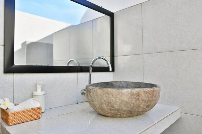 Imagen de la habitación del Hotel Rival Village. Foto 27