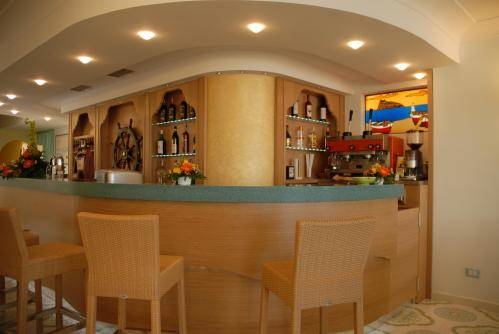 Imagen general del Hotel Rivamare, Ischia. Foto 12