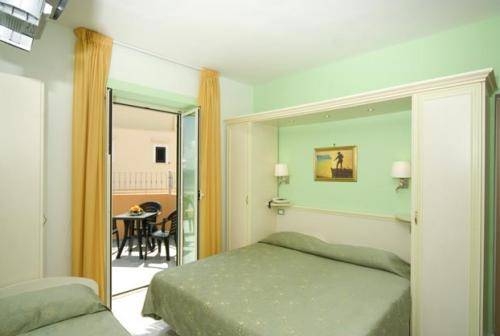 Imagen general del Hotel Rivamare, Ischia. Foto 15