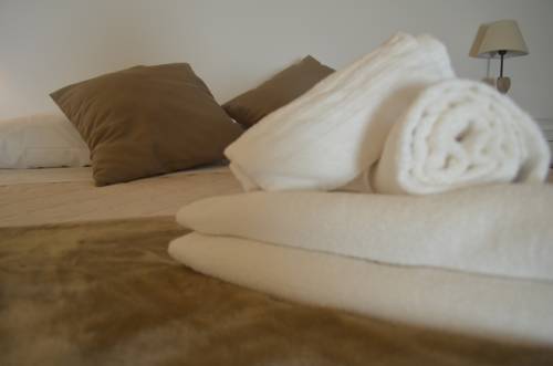 Imagen de la habitación del Hotel Rivamia. Foto 6