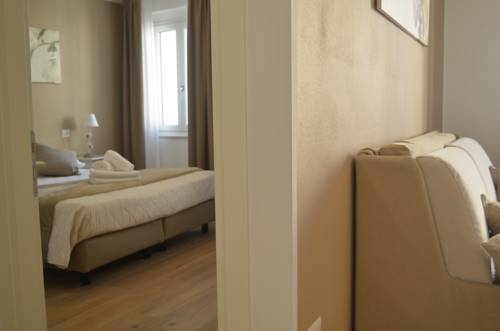 Imagen de la habitación del Hotel Rivamia. Foto 15