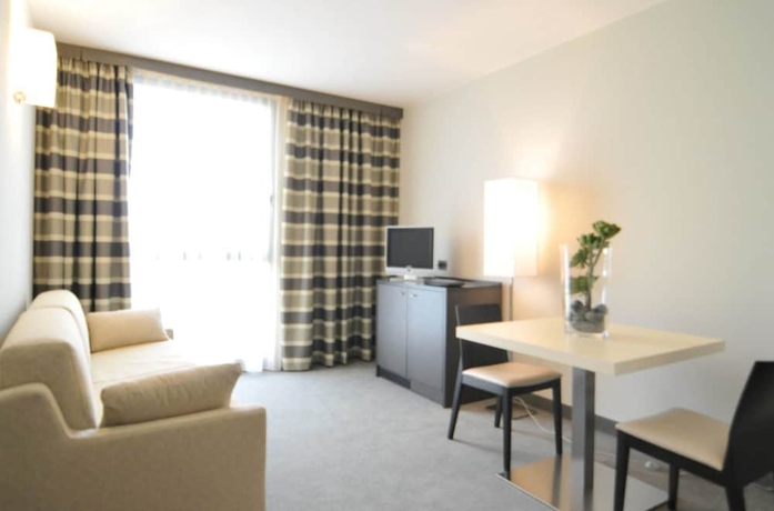 Imagen de la habitación del Hotel Rivarolo. Foto 8