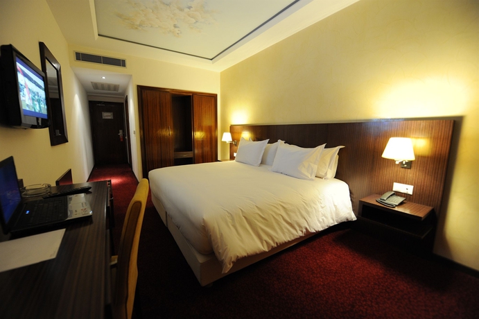 Imagen de la habitación del Hotel Rive, Rabat. Foto 8