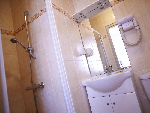 Imagen general del Hotel Rivella - The Originals Boutique. Foto 3