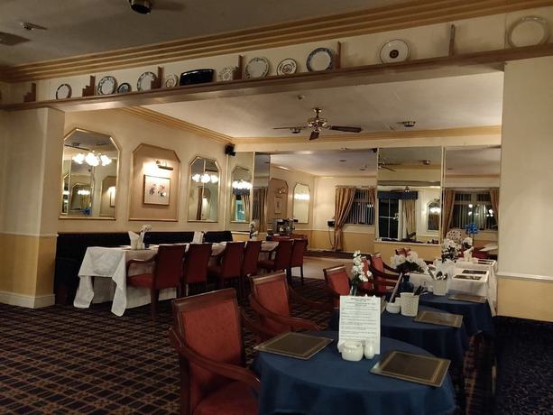 Imagen del bar/restaurante del Hotel Rivelyn. Foto 2