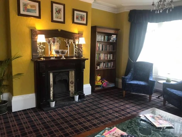 Imagen de los interiores del Hotel Rivelyn. Foto 20