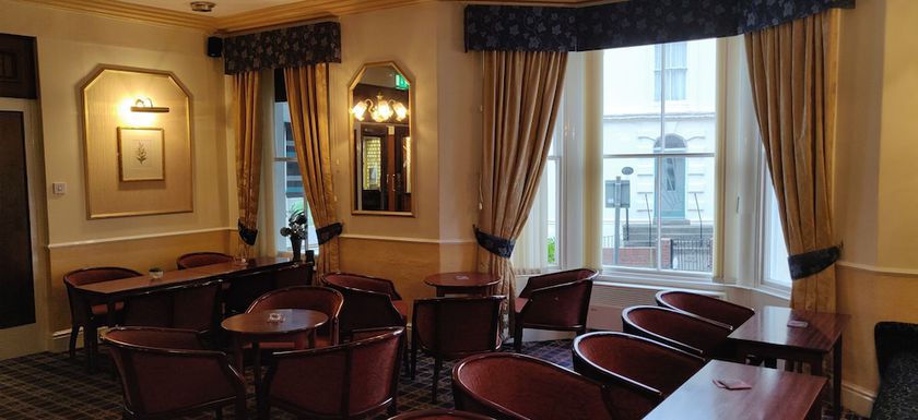 Imagen del bar/restaurante del Hotel Rivelyn. Foto 3