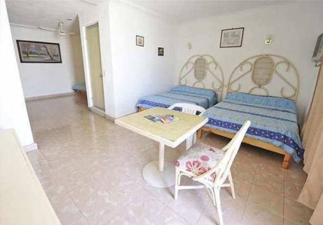 Imagen de la habitación del Hotel Rivemar. Foto 4