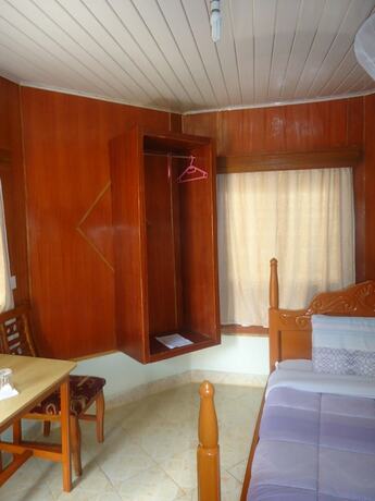 Imagen de la habitación del Hotel River Bank. Foto 5