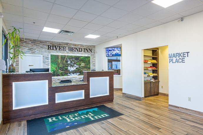 Imagen de los interiores del Hotel River Bend Inn. Foto 14