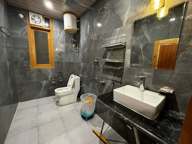 Imagen general del Hotel River Bliss. Foto 11