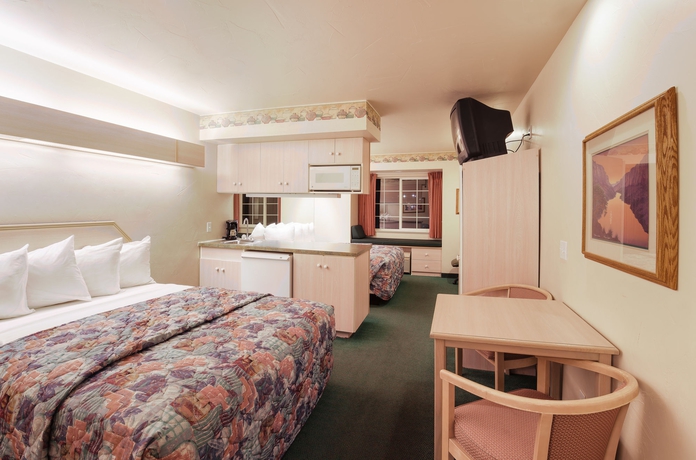 Imagen de la habitación del Hotel River Canyon Lodge. Foto 6