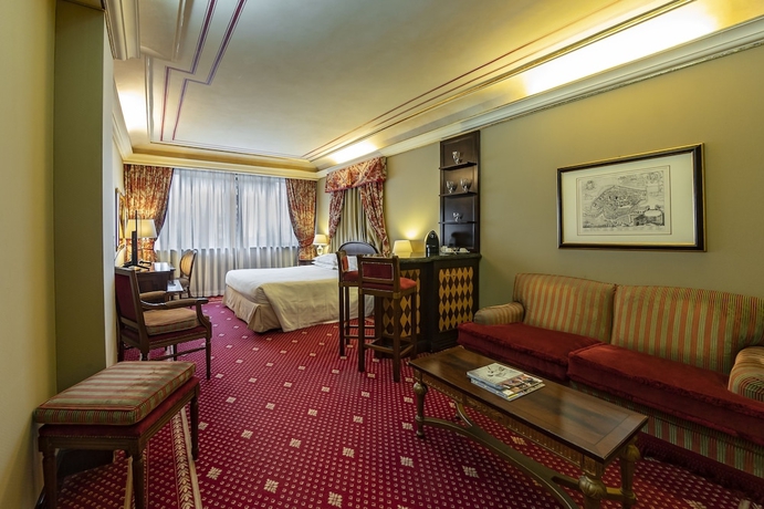Imagen de la habitación del Hotel River Château. Foto 2