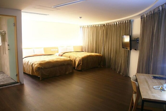Imagen de la habitación del Hotel River, Chiayi City. Foto 25