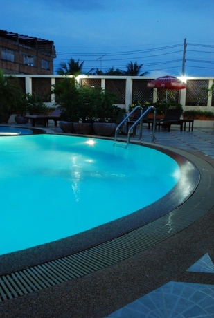 Imagen de la piscina del Hotel River City, Mukdahan. Foto 11