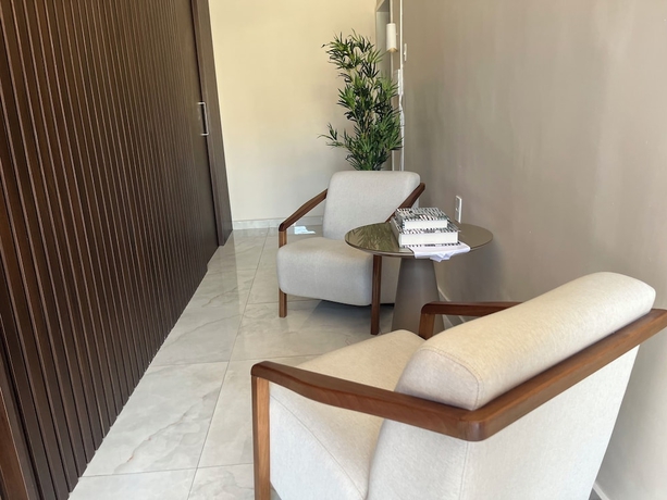 Imagen de los interiores del Hotel River Class. Foto 16
