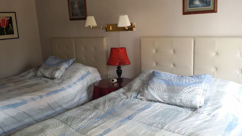 Imagen de la habitación del Hotel River Country Motor Lodge. Foto 1