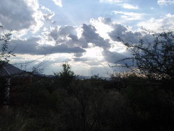 Imagen del bar/restaurante del Hotel River Crossing Lodge. Foto 4