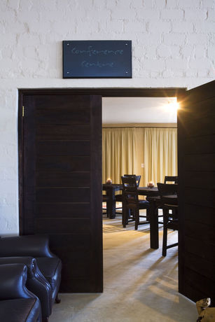 Imagen del bar/restaurante del Hotel River Crossing Lodge. Foto 9