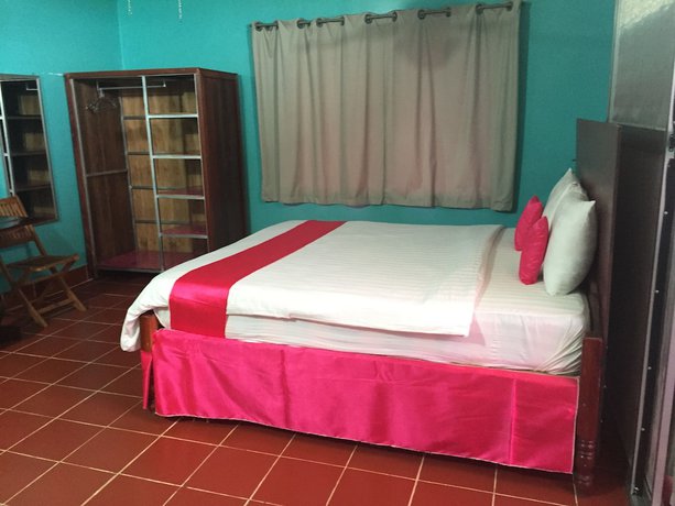 Imagen de la habitación del Hotel River Dolphin. Foto 7