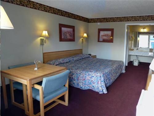 Imagen de la habitación del Hotel River Forest Inn. Foto 11