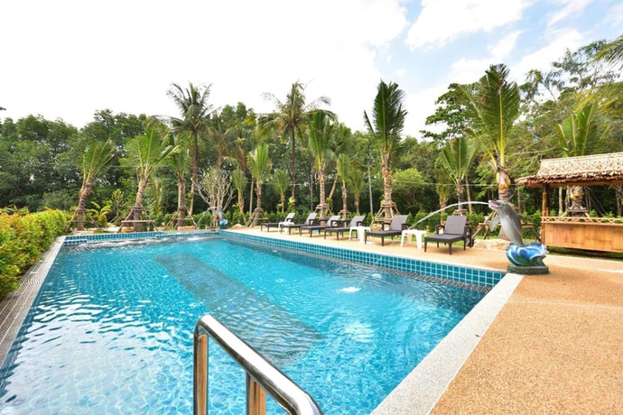 Imagen de la piscina del Hotel River Front Krabi. Foto 19