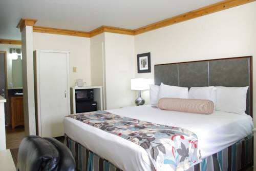 Imagen de la habitación del Hotel River House Inn, a Baymont by Wyndham. Foto 14