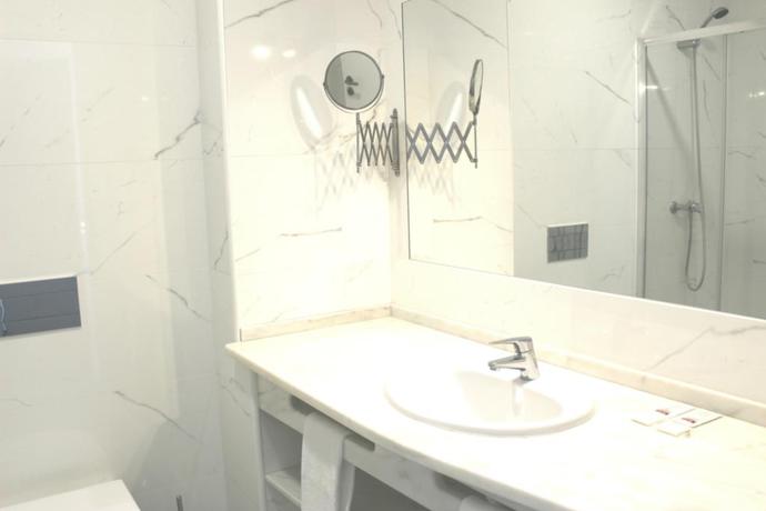 Imagen de la habitación del Hotel River Inn - Duna Parque Resorts. Foto 6
