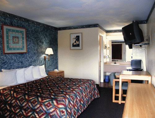 Imagen de la habitación del Hotel River Inn Motel. Foto 8
