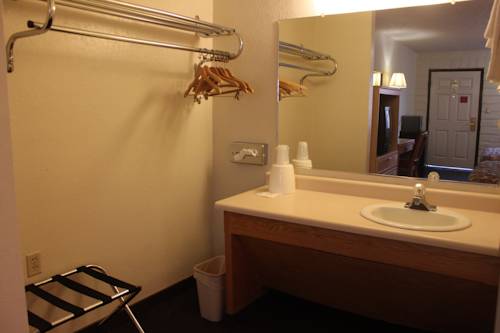 Imagen de la habitación del Hotel River Inn, Susanville. Foto 8