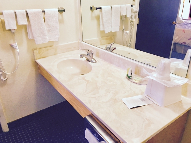 Imagen de la habitación del Hotel River Inn, Susanville. Foto 11