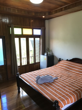 Imagen de la habitación del Hotel River Jam Amphawa. Foto 4