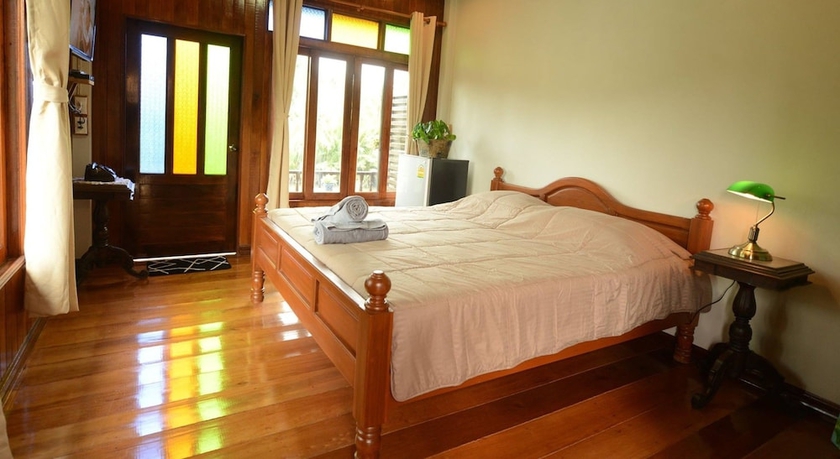 Imagen de la habitación del Hotel River Jam Amphawa. Foto 6