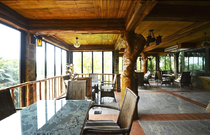 Imagen del bar/restaurante del Hotel River Kwai Botanic Delight Resort. Foto 3