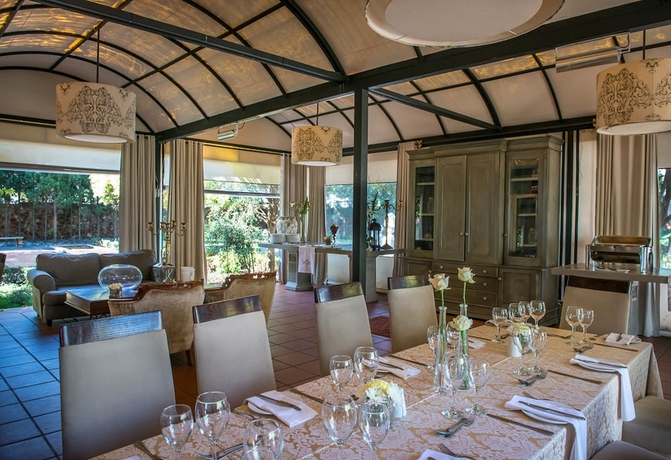 Imagen del bar/restaurante del Hotel River Meadow Manor. Foto 3