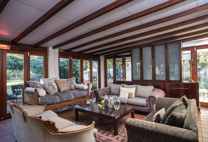 Imagen de los interiores del Hotel River Meadow Manor. Foto 19