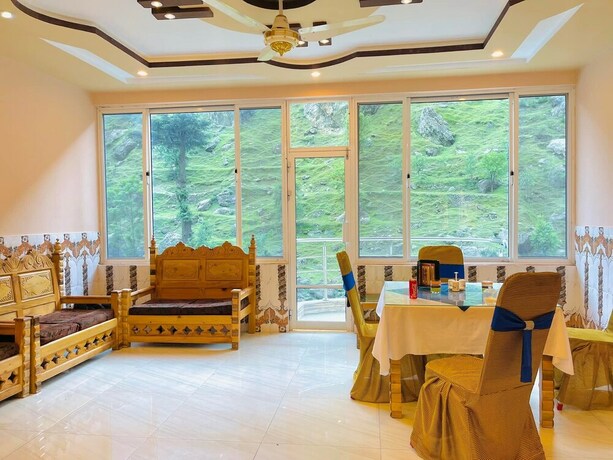 Imagen general del Hotel River Nights And Restaurant. Foto 14