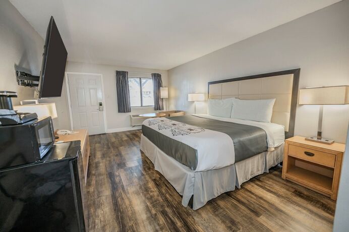 Imagen de la habitación del Hotel River Oak Inn. Foto 14