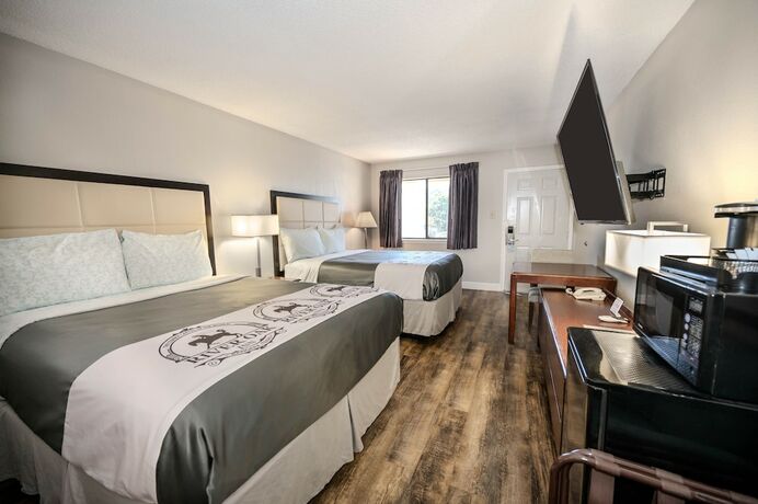 Imagen de la habitación del Hotel River Oak Inn. Foto 17