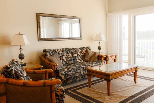 Imagen de la habitación del Hotel River Oaks Resort. Foto 15