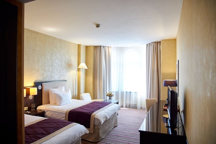 Imagen de la habitación del Hotel River Palace, San Petersburgo. Foto 7