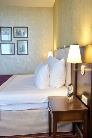 Imagen de la habitación del Hotel River Palace, San Petersburgo. Foto 8