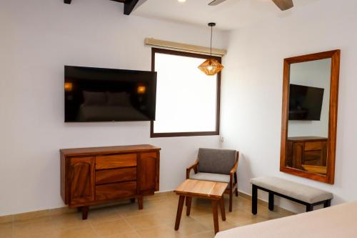Imagen general del Hotel River Park, Puerto Vallarta. Foto 4