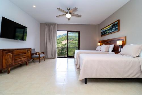 Imagen general del Hotel River Park, Puerto Vallarta. Foto 9