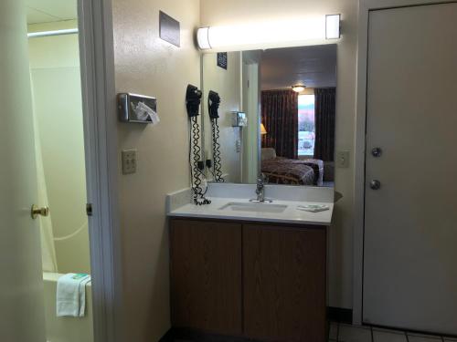 Imagen de la habitación del Hotel River Place Inn & Cabins. Foto 7