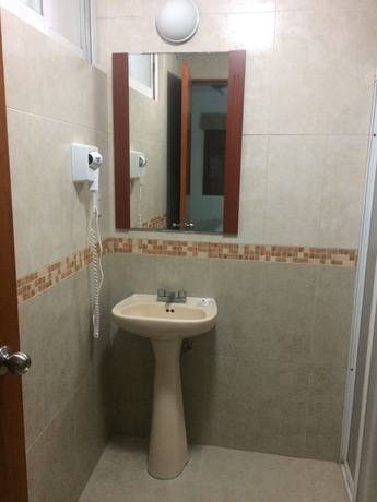 Imagen de la habitación del Hotel River Poliforum. Foto 13